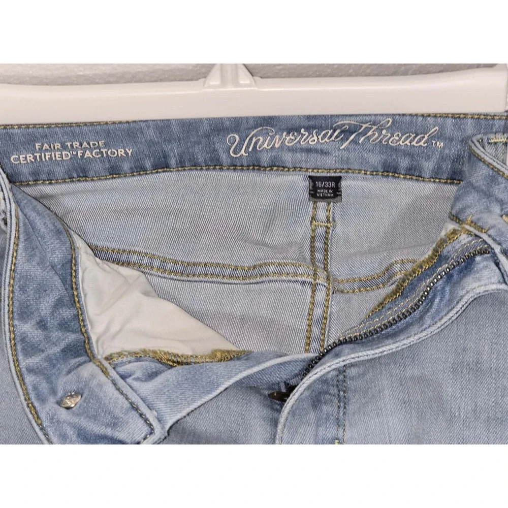 Universal Thread Distressed Light Wash Jeans‎ 16/33R Raw Hem GUC Y2K - Picture 4 of 5